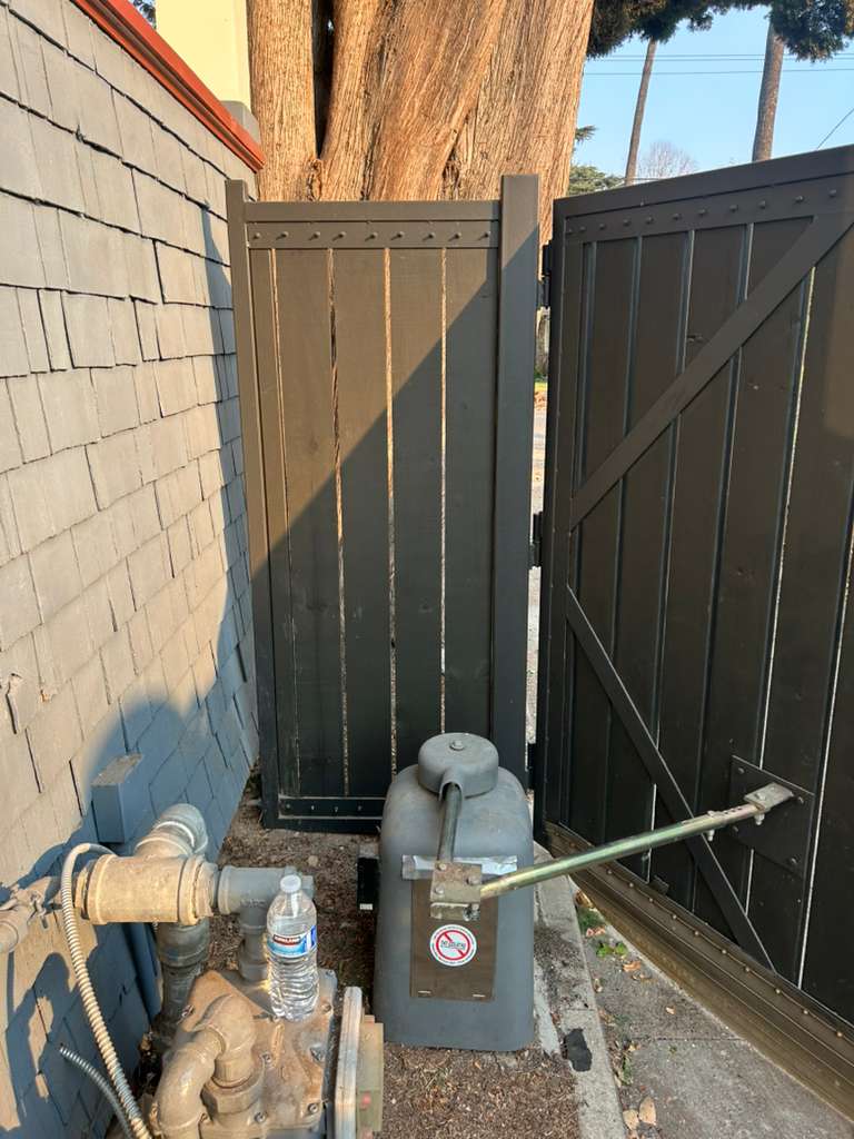 Gate repair job