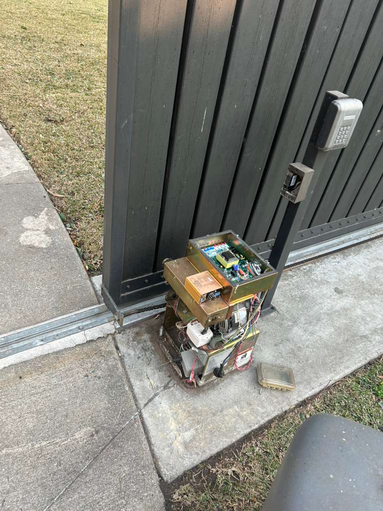 Slide gate repair